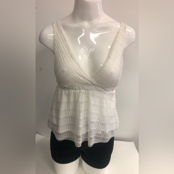 DYNAMITE  SHEER FULLY LINED IN SIZE SMALL - Picture 2 of 7